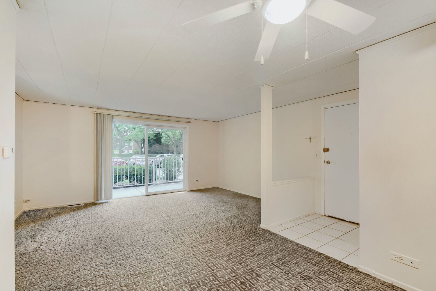 1102 Westover Lane 1a Property Photo 3