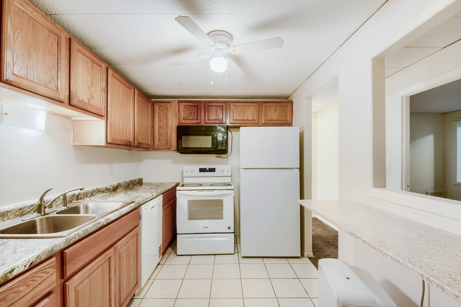 1102 Westover Lane 1a Property Photo 12
