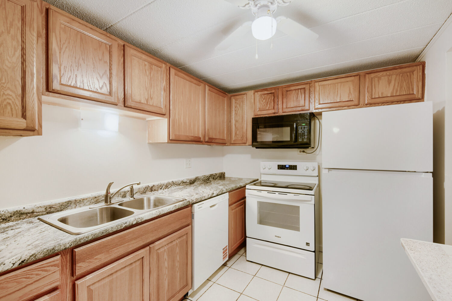 1102 Westover Lane 1a Property Photo 13