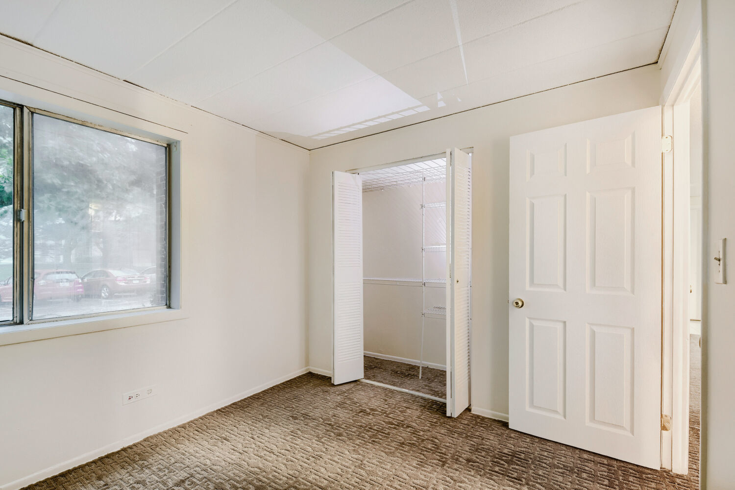1102 Westover Lane 1a Property Photo 23