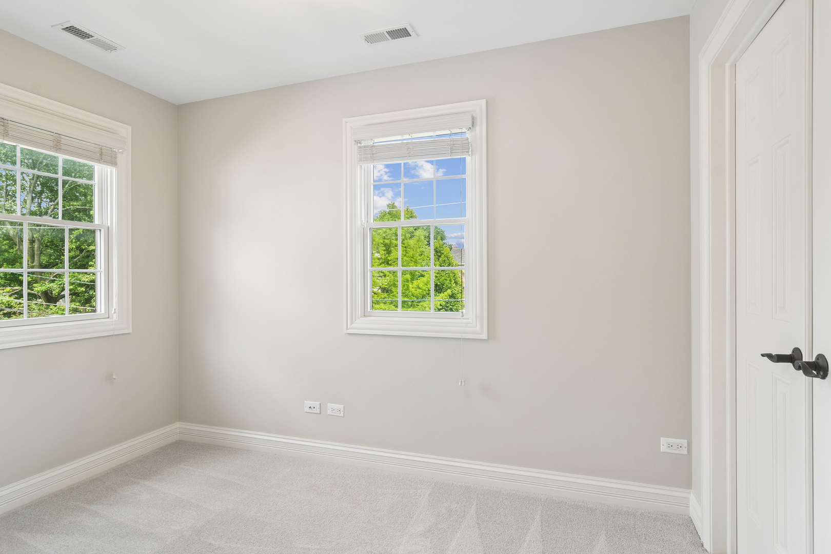 1401 N Illinois Avenue Property Photo 21