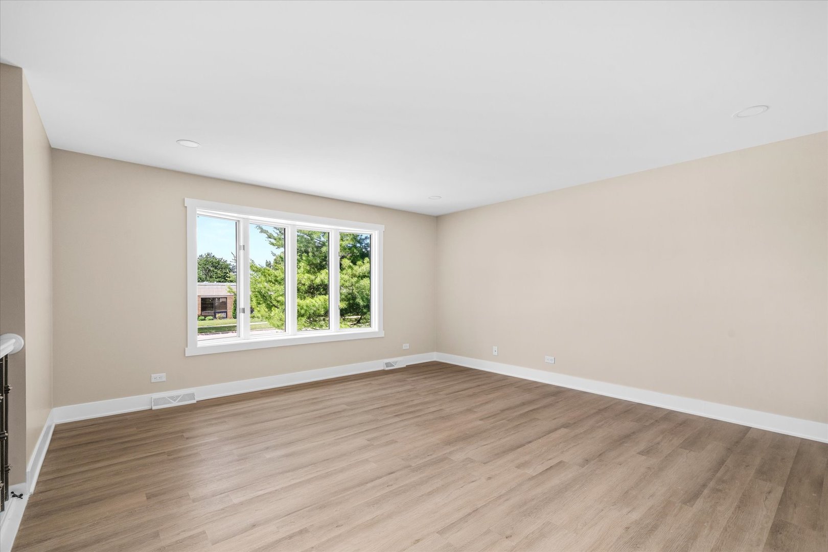 807 Division Street Property Photo 6