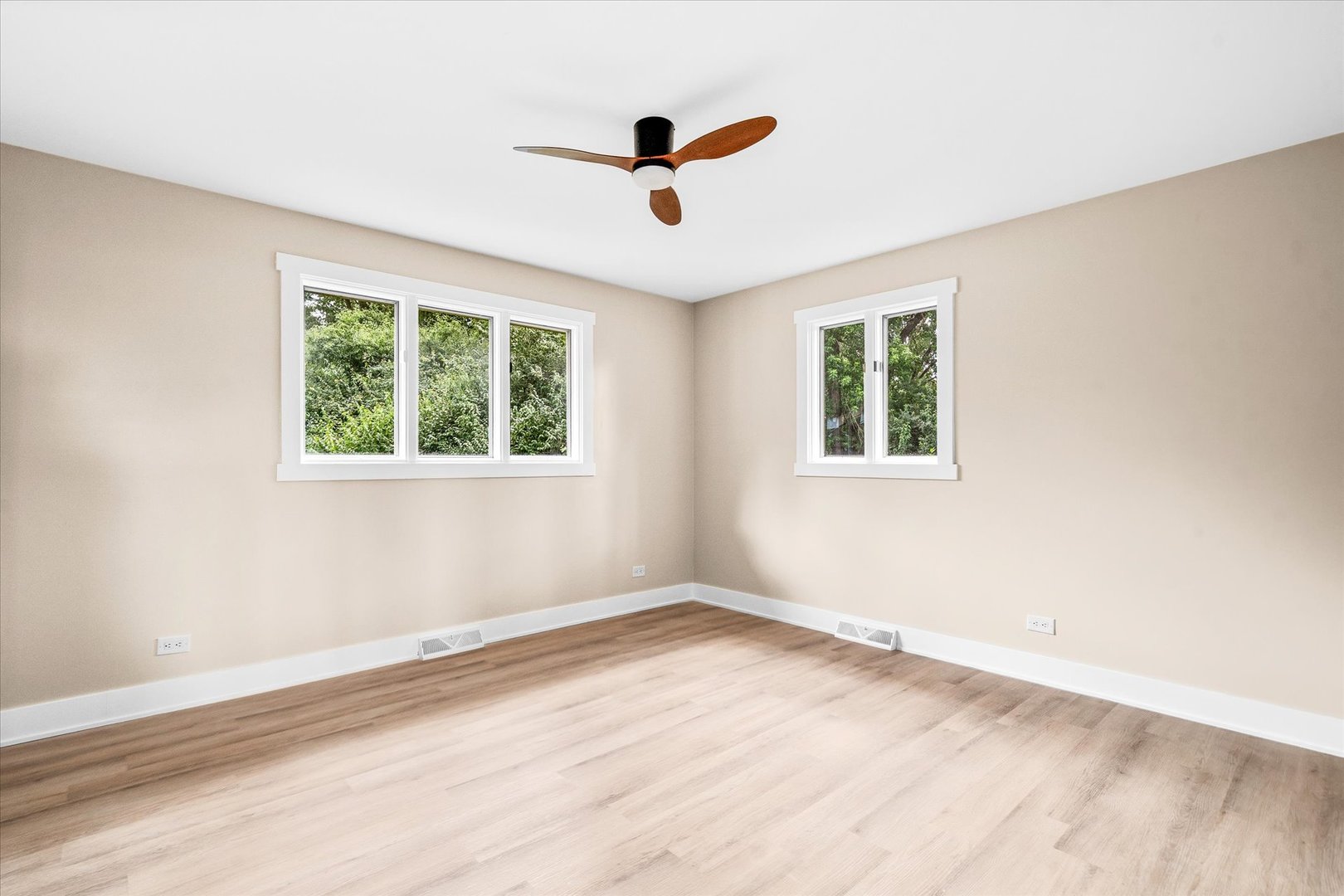 807 Division Street Property Photo 14
