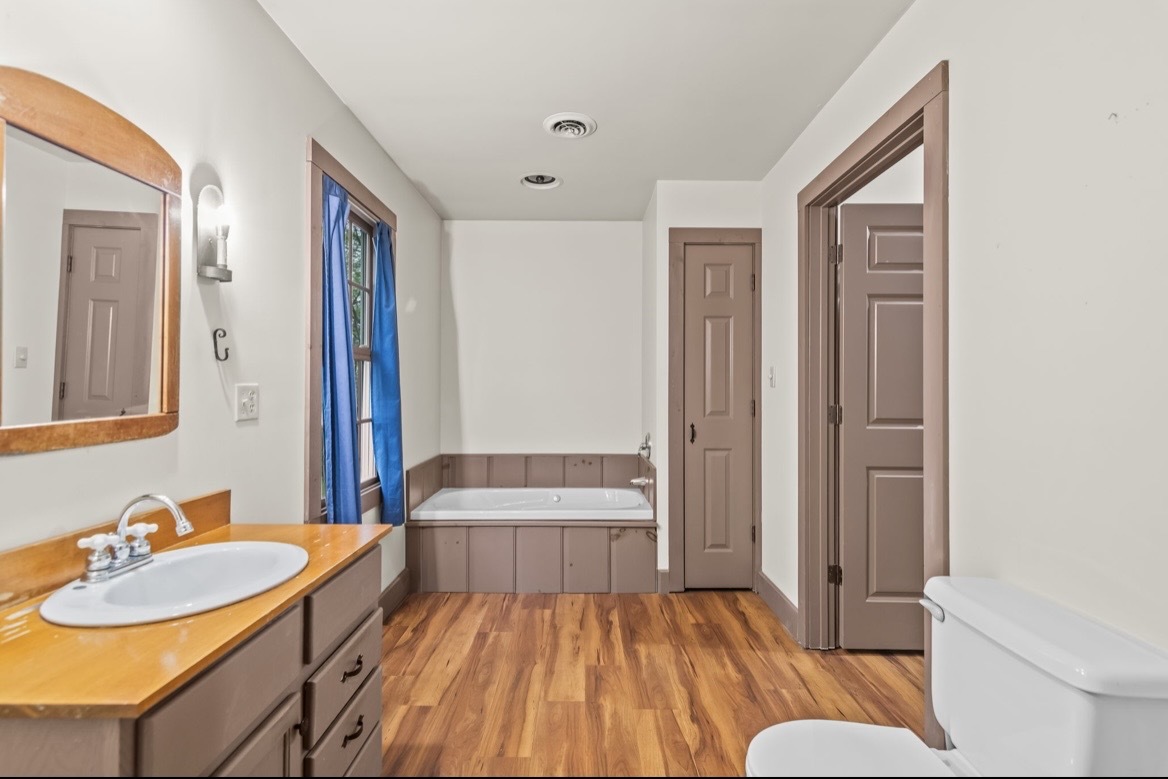38 Wedgewood Lane Property Photo 13