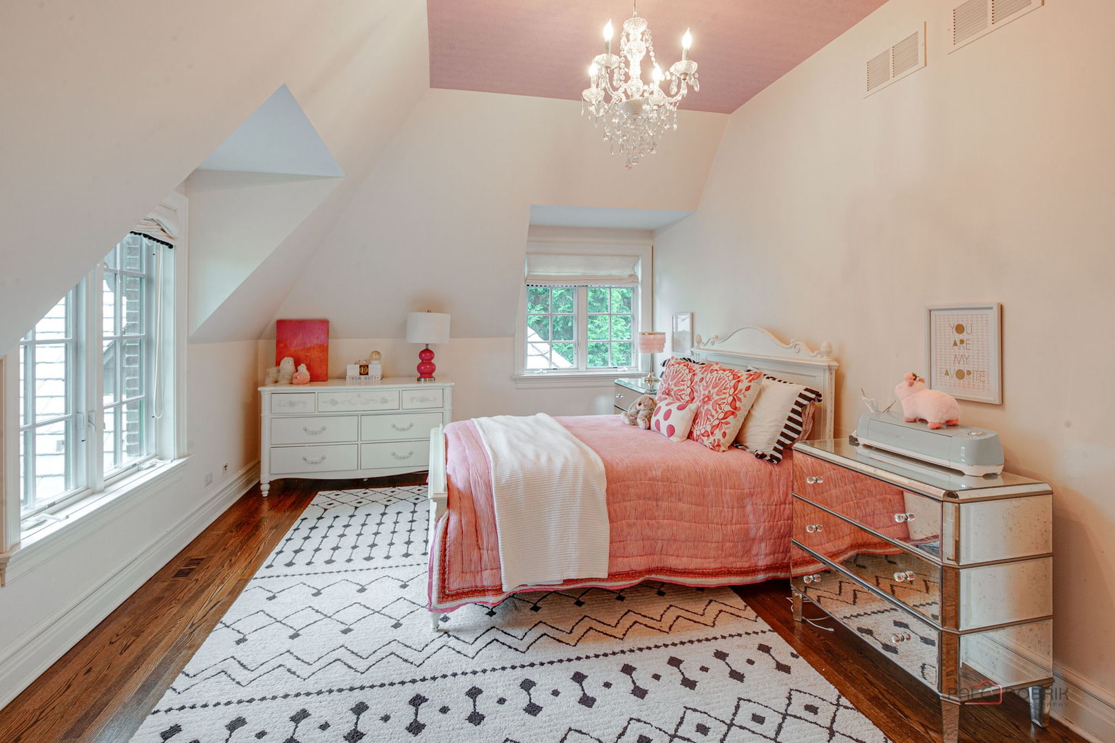30 S Sheridan Road Property Photo 20