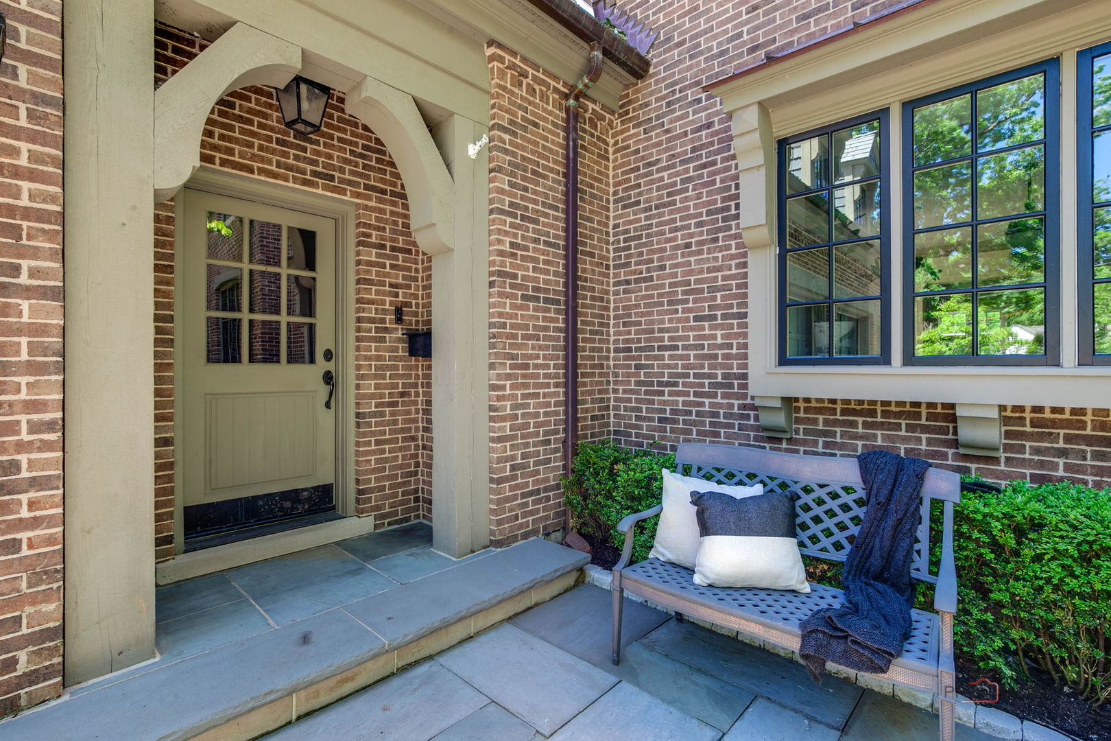 30 S Sheridan Road Property Photo 45