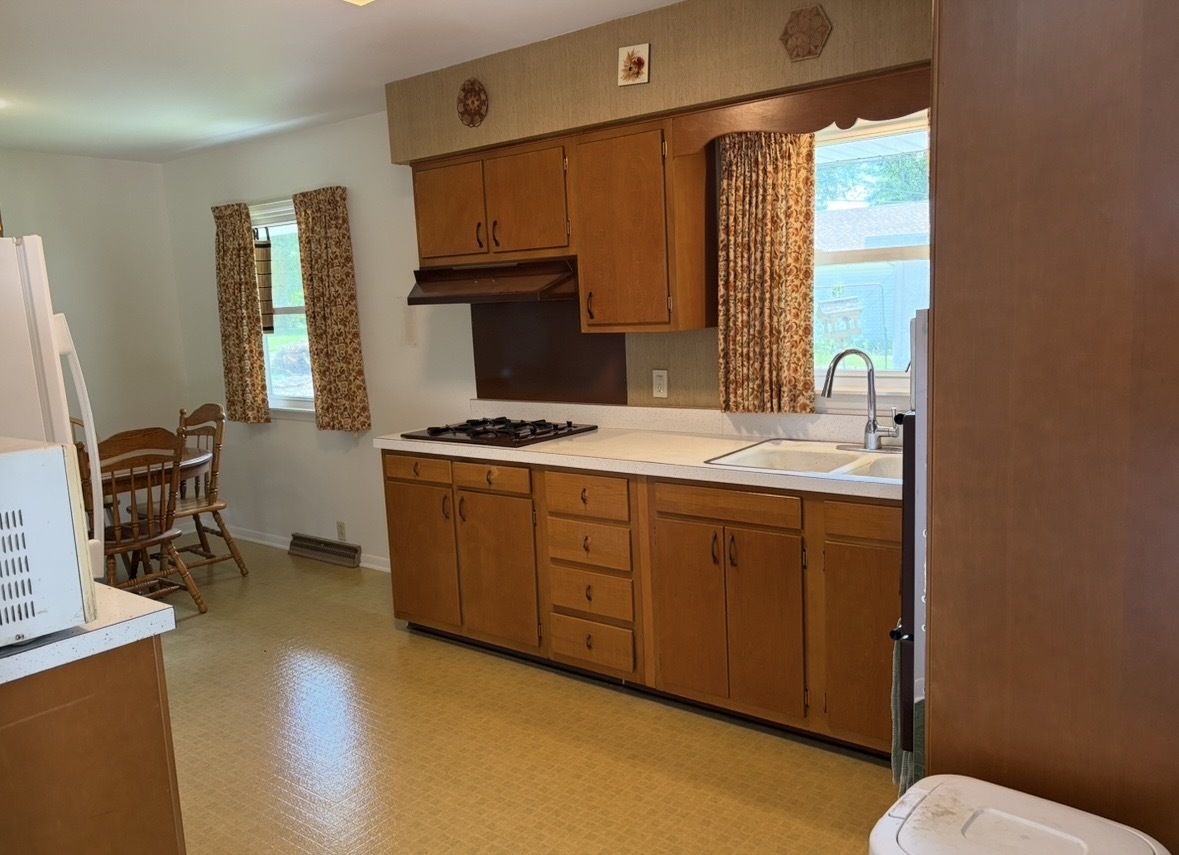 609 9th Avenue Property Photo 12