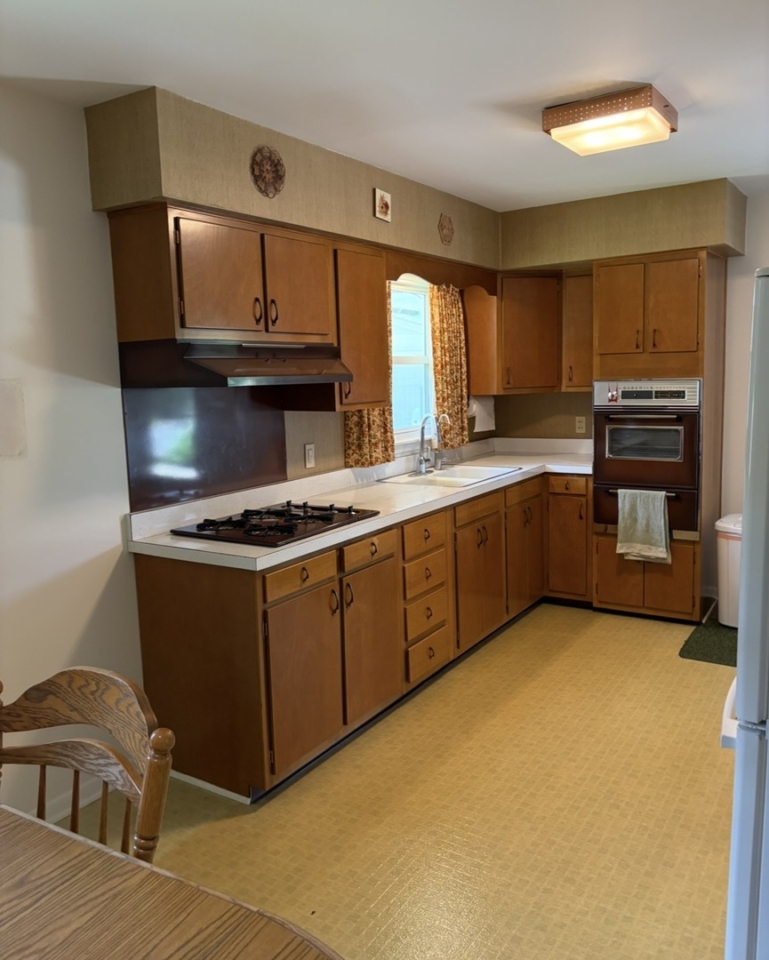 609 9th Avenue Property Photo 14