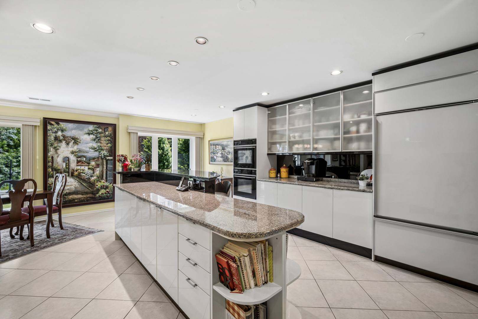 3860 Mission Hills Road 217 Property Photo 4