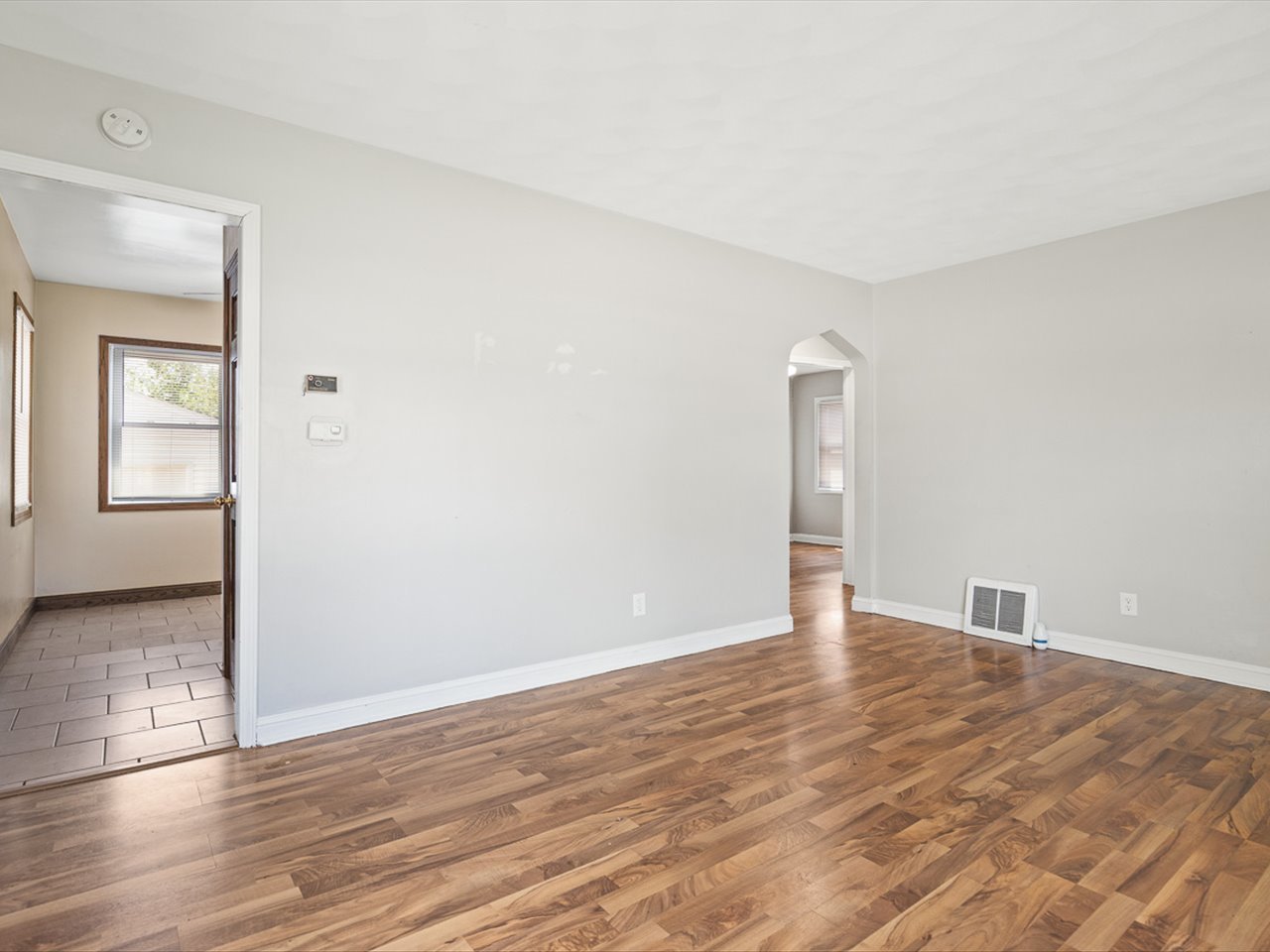 3447 Broadway Property Photo 8