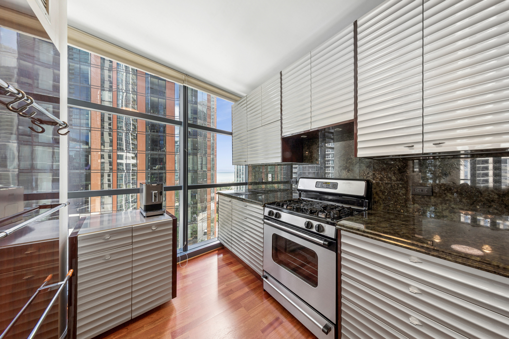 12678308 Property Photo 8