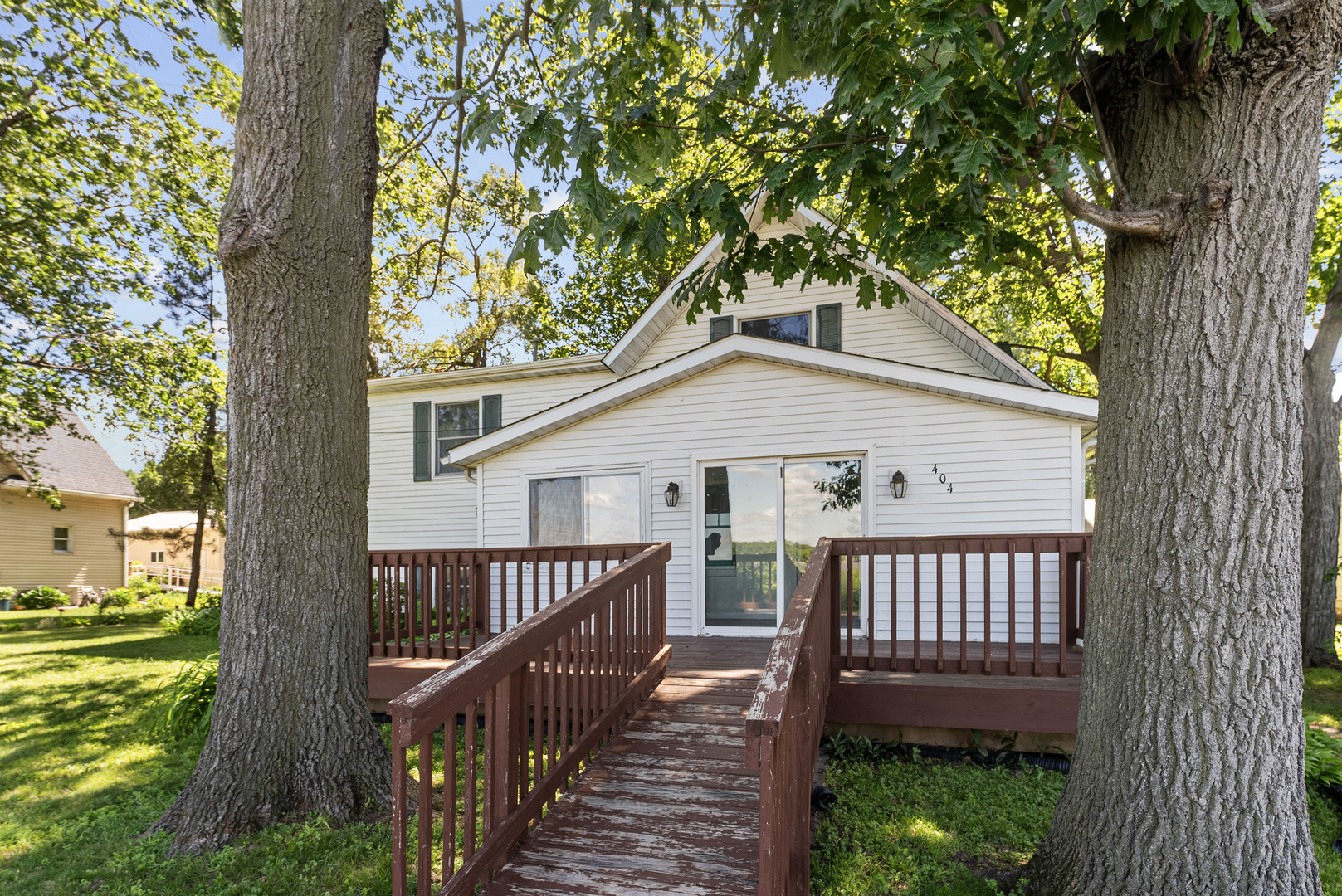 404 1st Avenue Property Photo 3