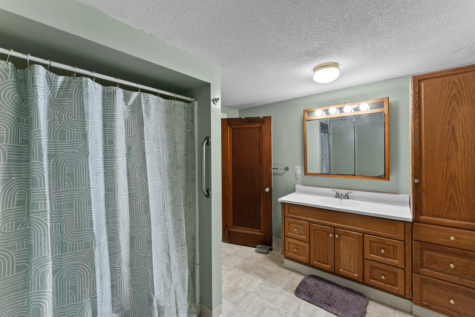 404 1st Avenue Property Photo 17