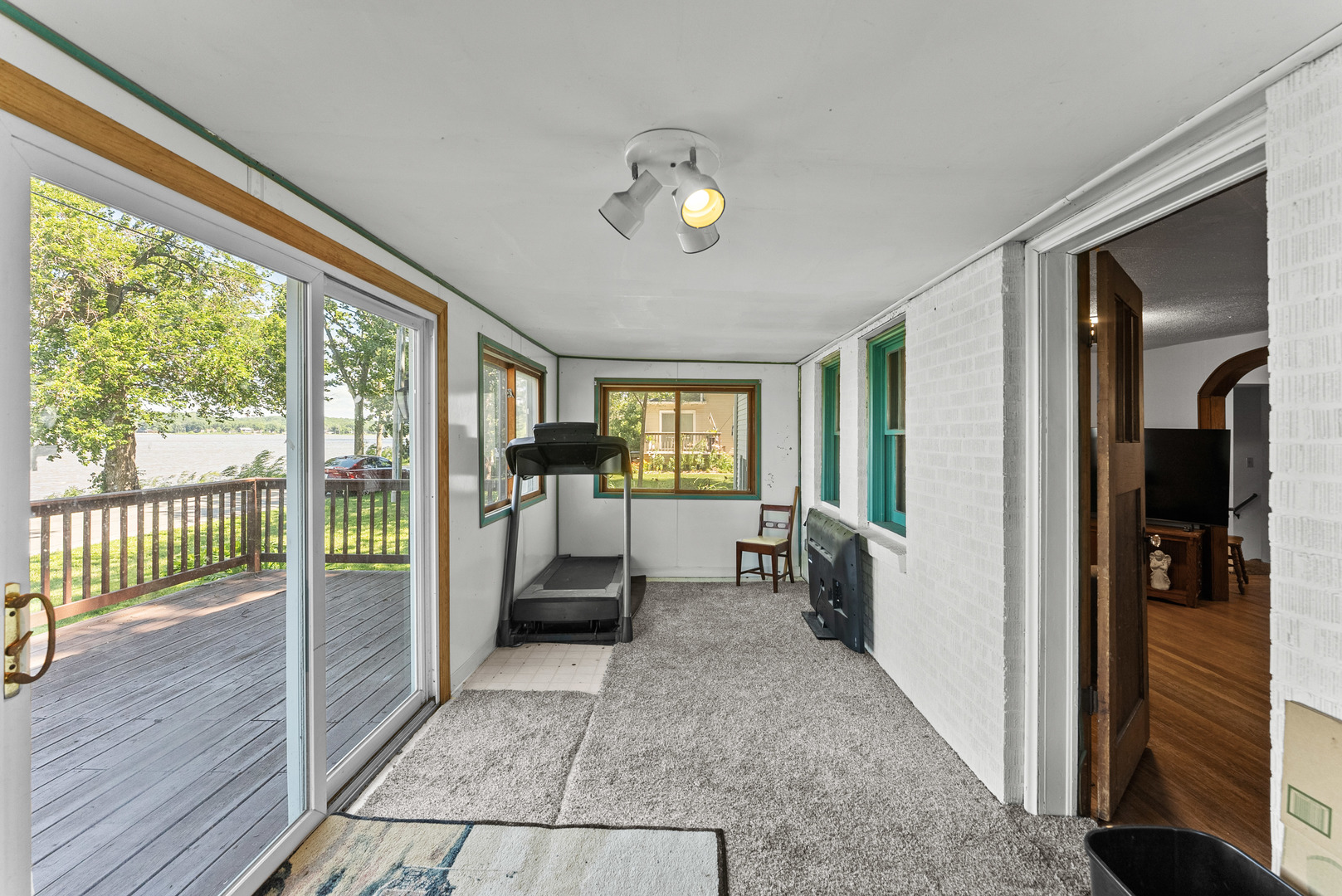 404 1st Avenue Property Photo 28