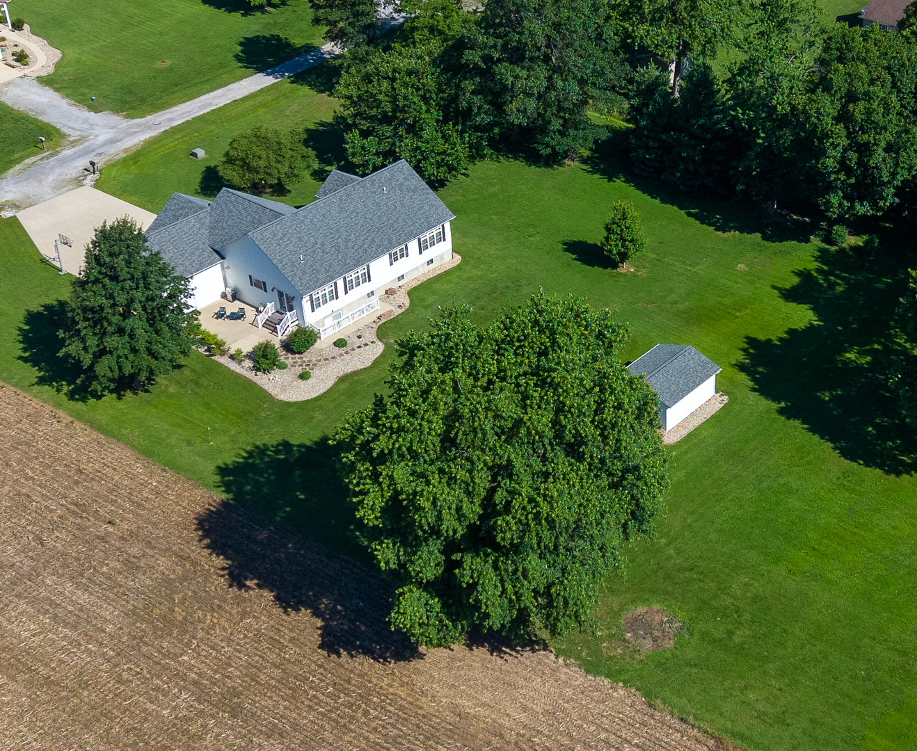 112 Pheasant Run Property Photo 2