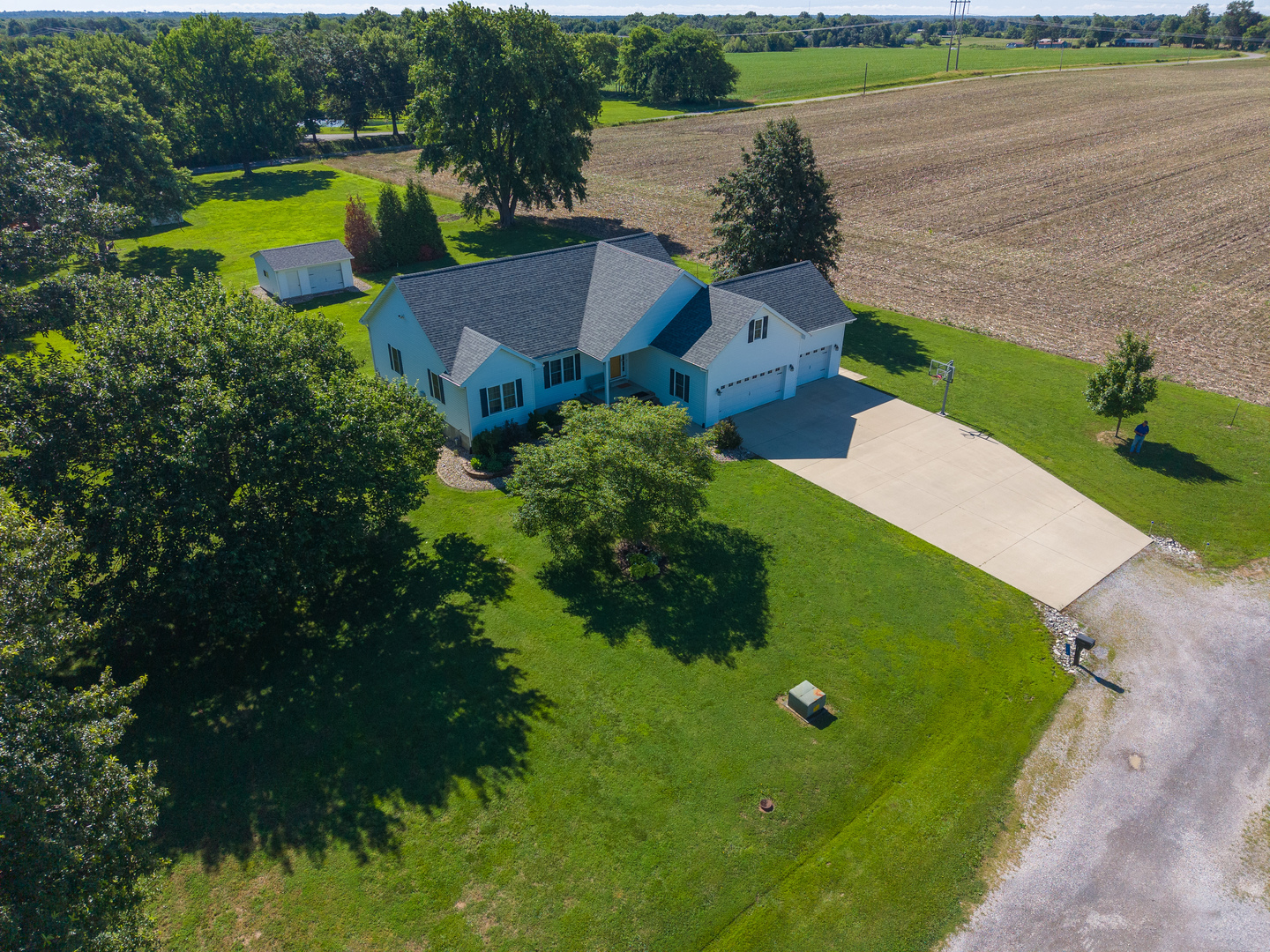112 Pheasant Run Property Photo 4