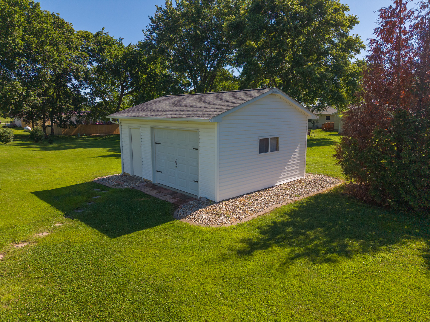 112 Pheasant Run Property Photo 6
