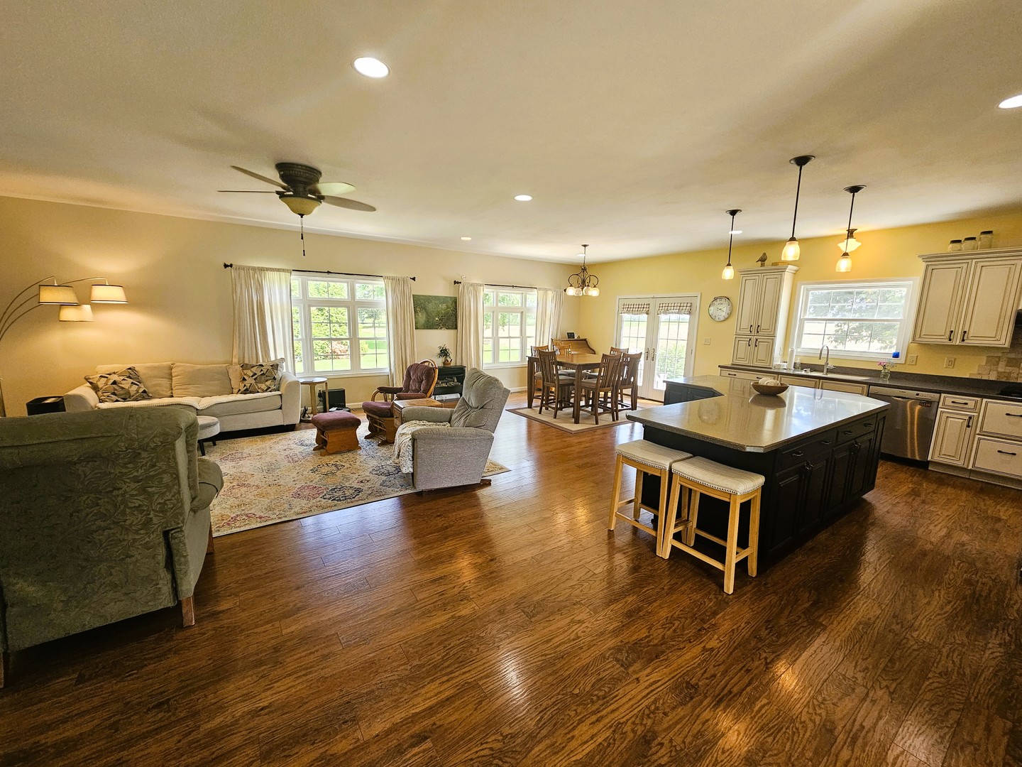 112 Pheasant Run Property Photo 12