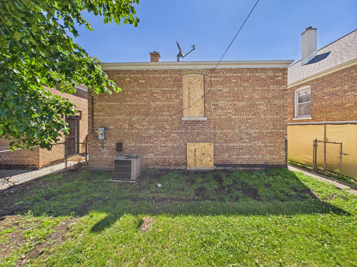 5208 S Long Avenue Property Photo 17