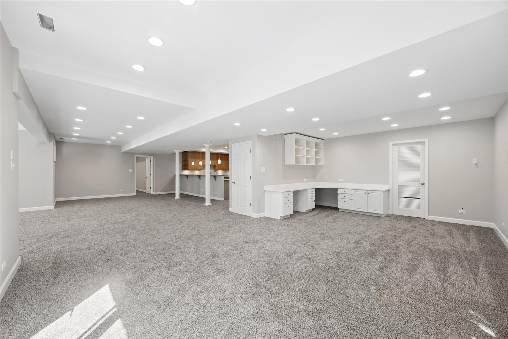 9336 Falling Waters Drive Property Photo 30