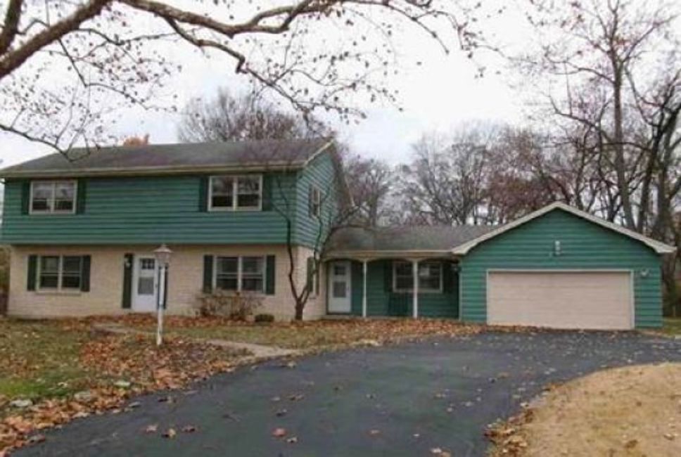 133 Mayflower Drive Property Photo 2