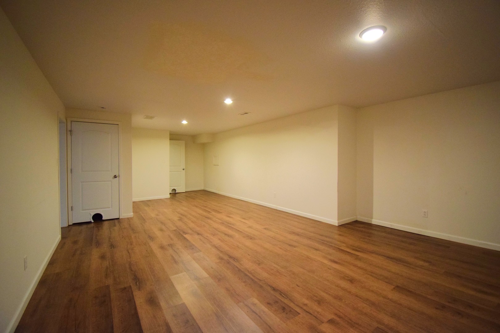 824 N Pace Avenue Property Photo 20