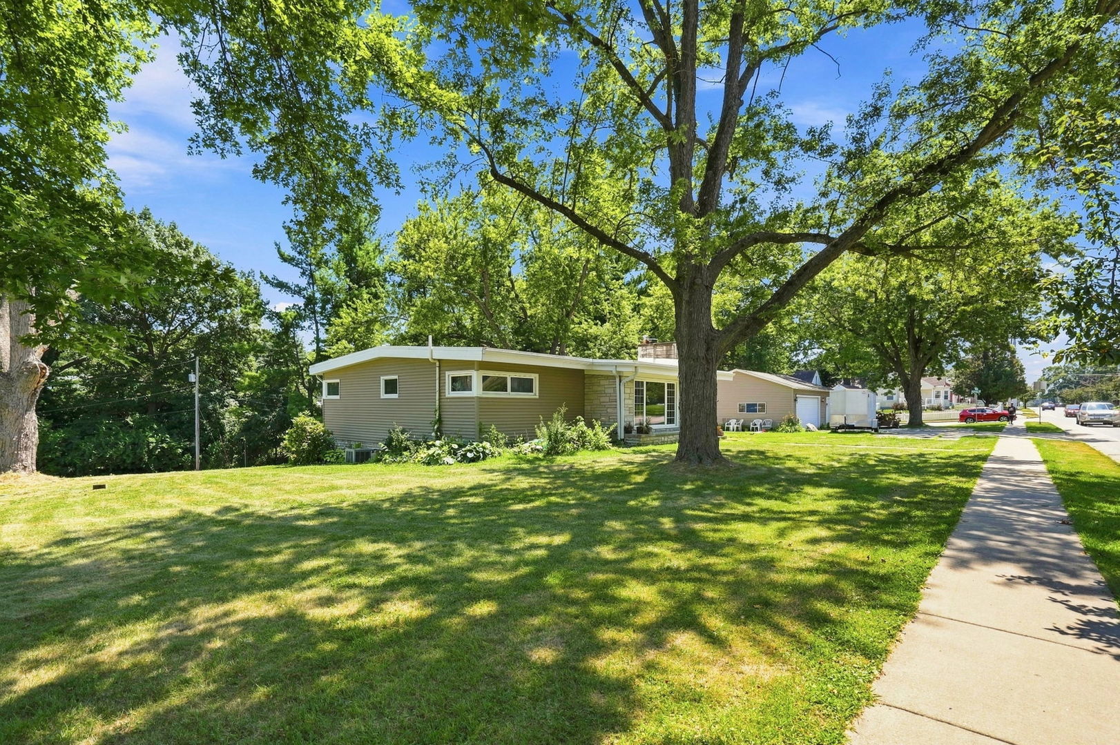 2510 7th Street Property Photo 2