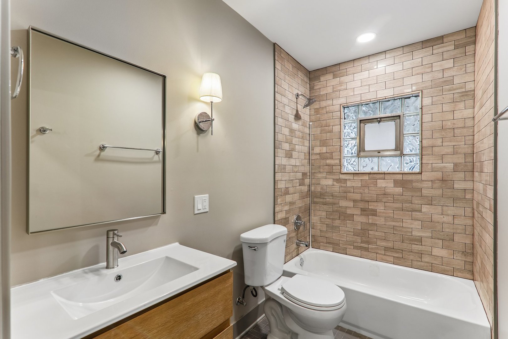 819 Mapleton Avenue Property Photo 19