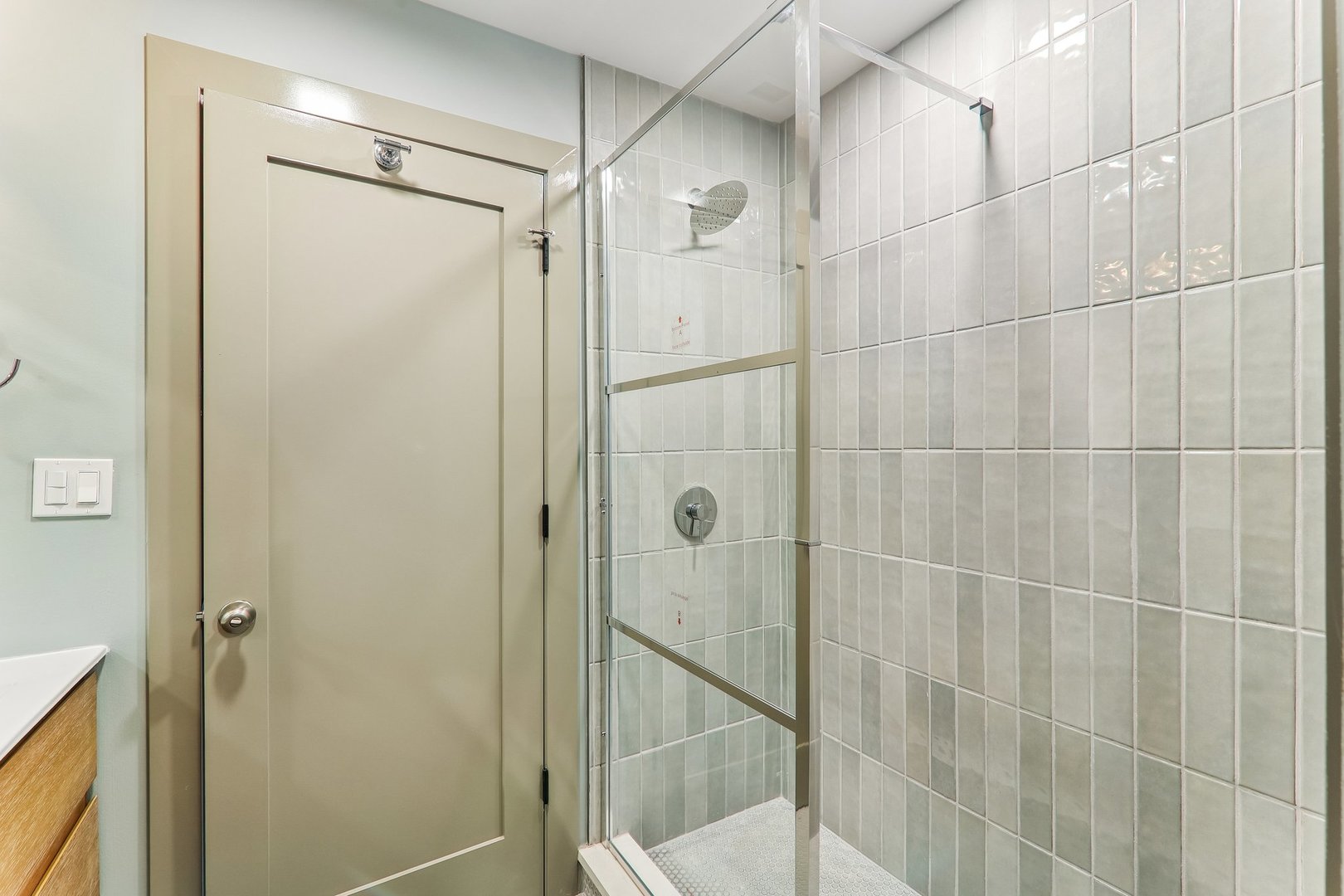 819 Mapleton Avenue Property Photo 32