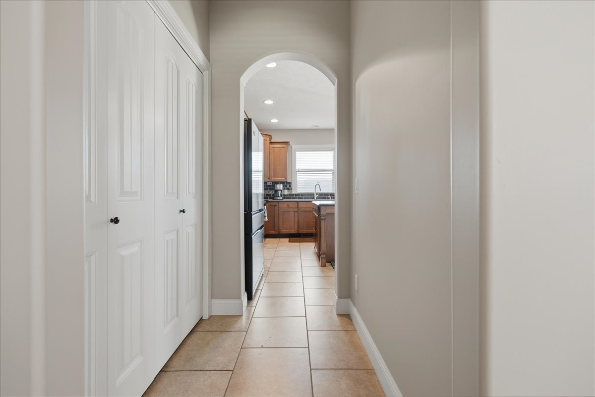 2604 Red Rock Road Property Photo 6