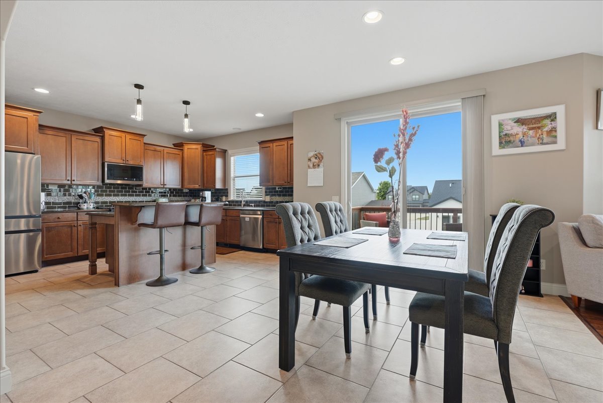 2604 Red Rock Road Property Photo 11