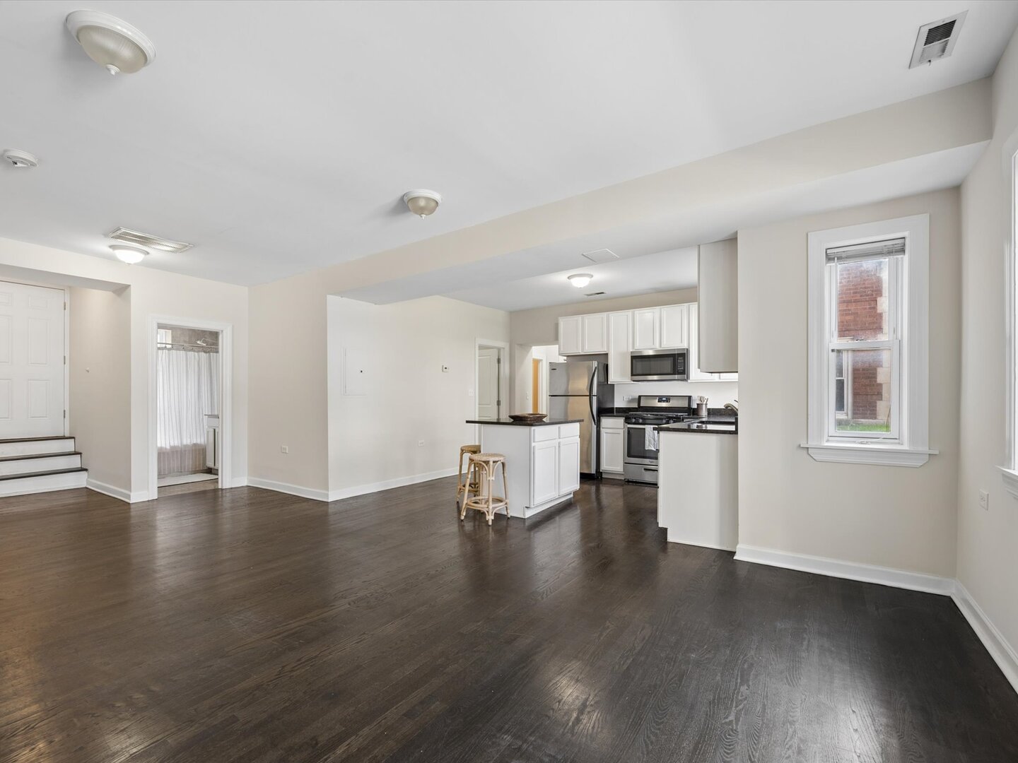 3042 W Diversey Avenue G Property Photo 9