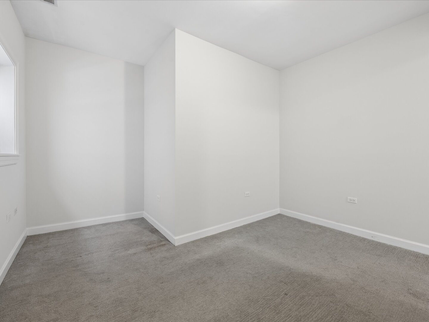 3042 W Diversey Avenue G Property Photo 20