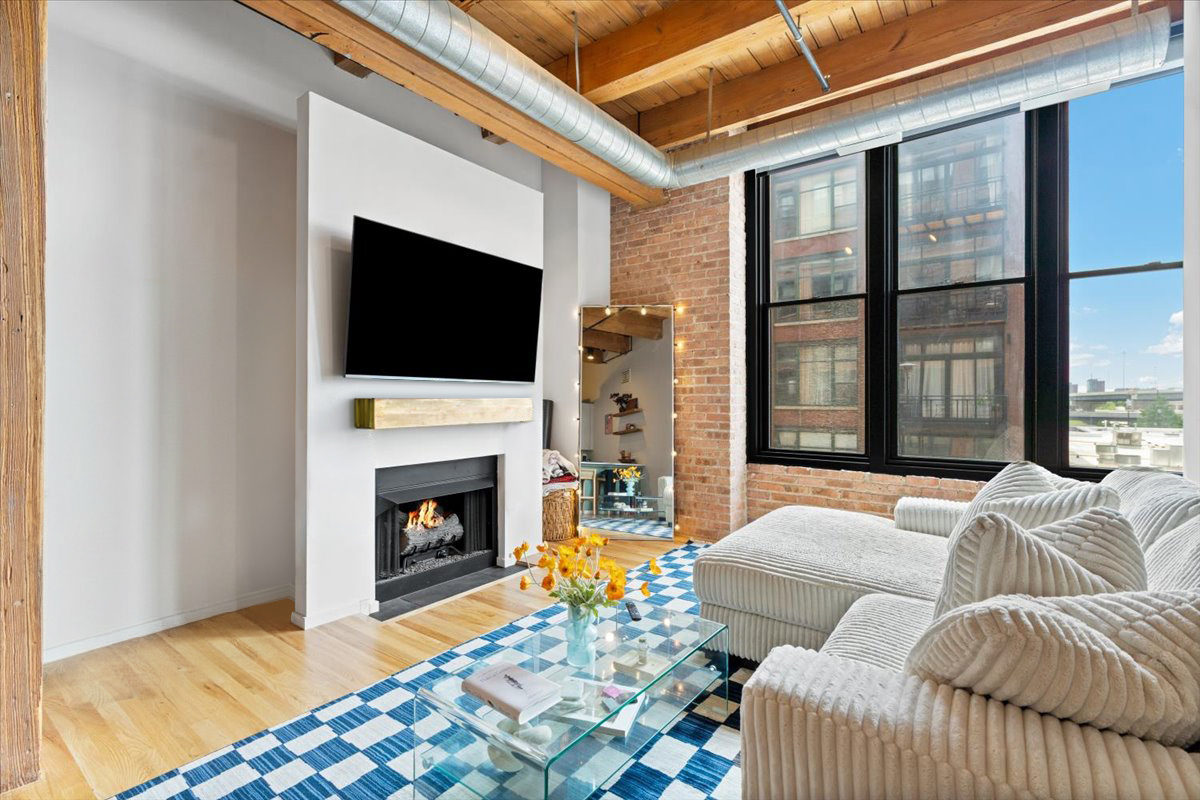 728 W Jackson Boulevard 317 Property Photo 5