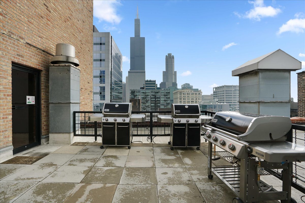728 W Jackson Boulevard 317 Property Photo 14