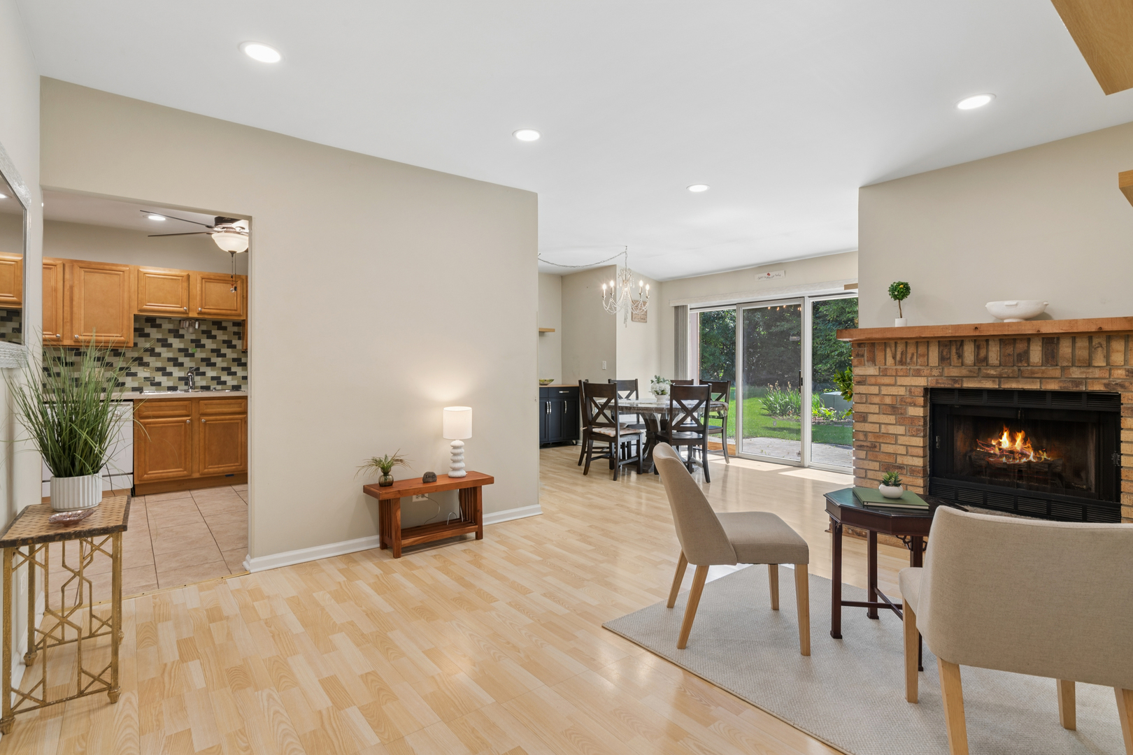 503 Country Lane Property Photo 3