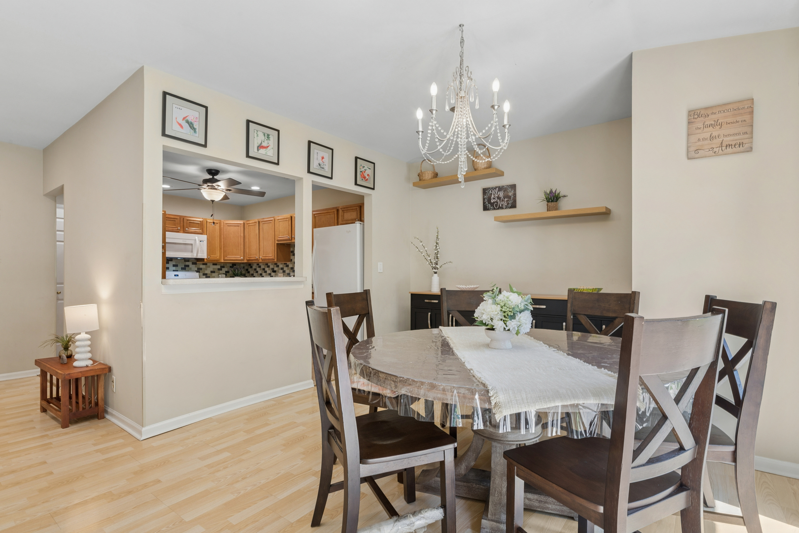 503 Country Lane Property Photo 6