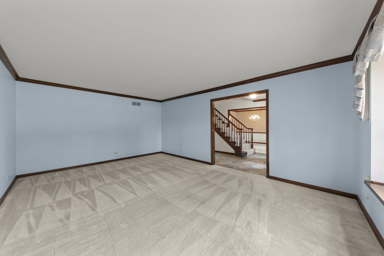 1841 Helen Court Property Photo 3