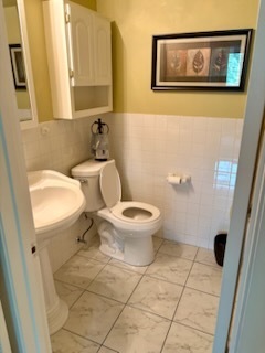 41 E Janata Boulevard 3a Property Photo 17