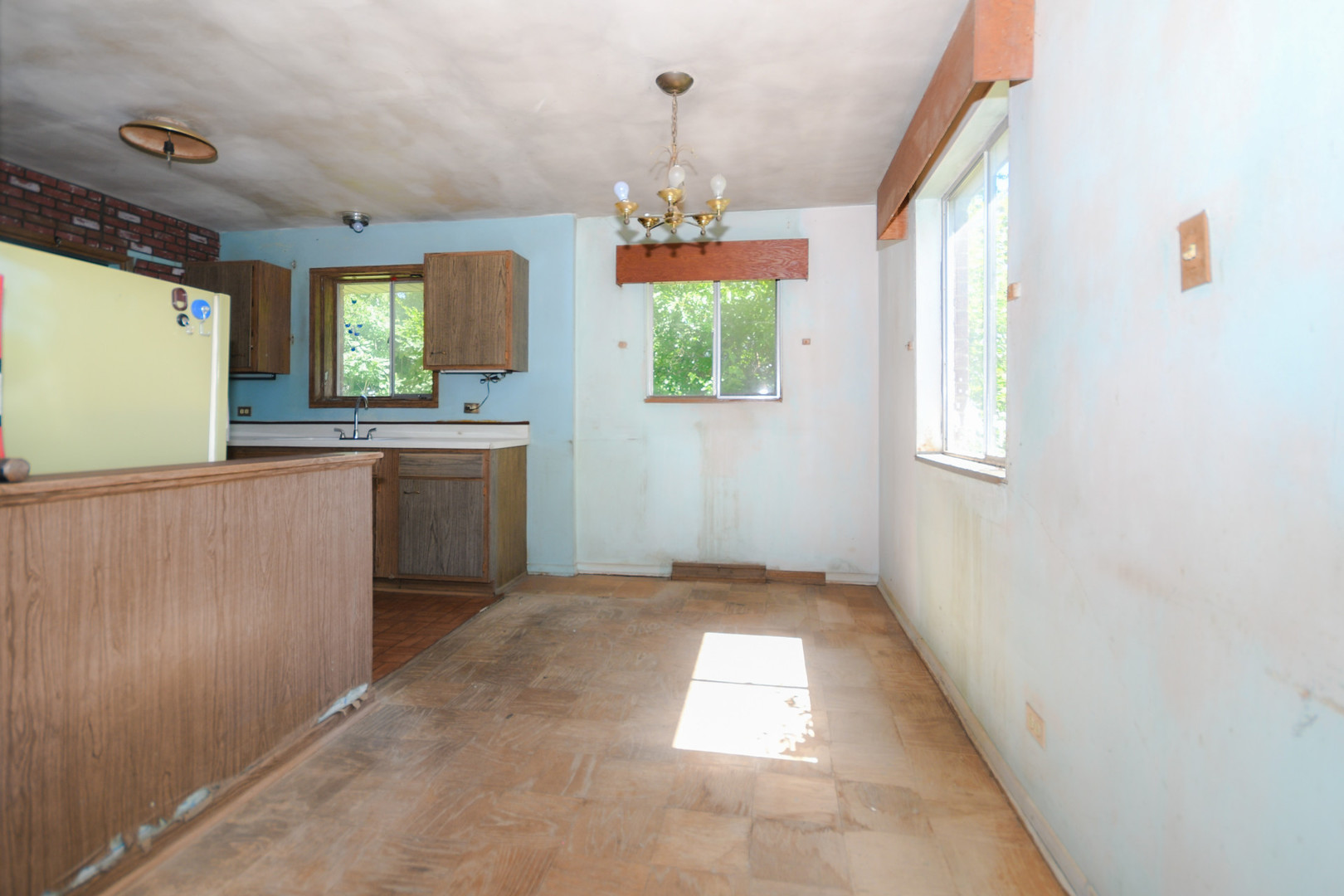 1224 Center Avenue Property Photo 8