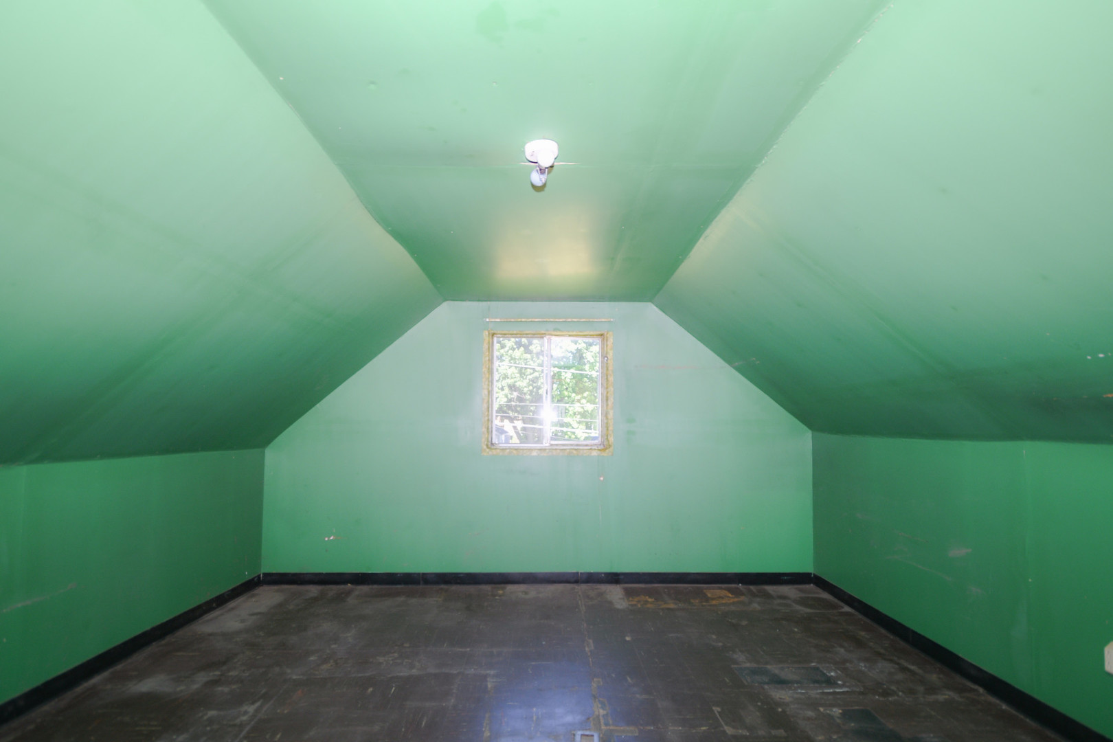 1224 Center Avenue Property Photo 16