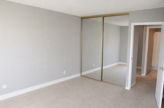 2200 S Stewart Avenue 2f Property Photo 8