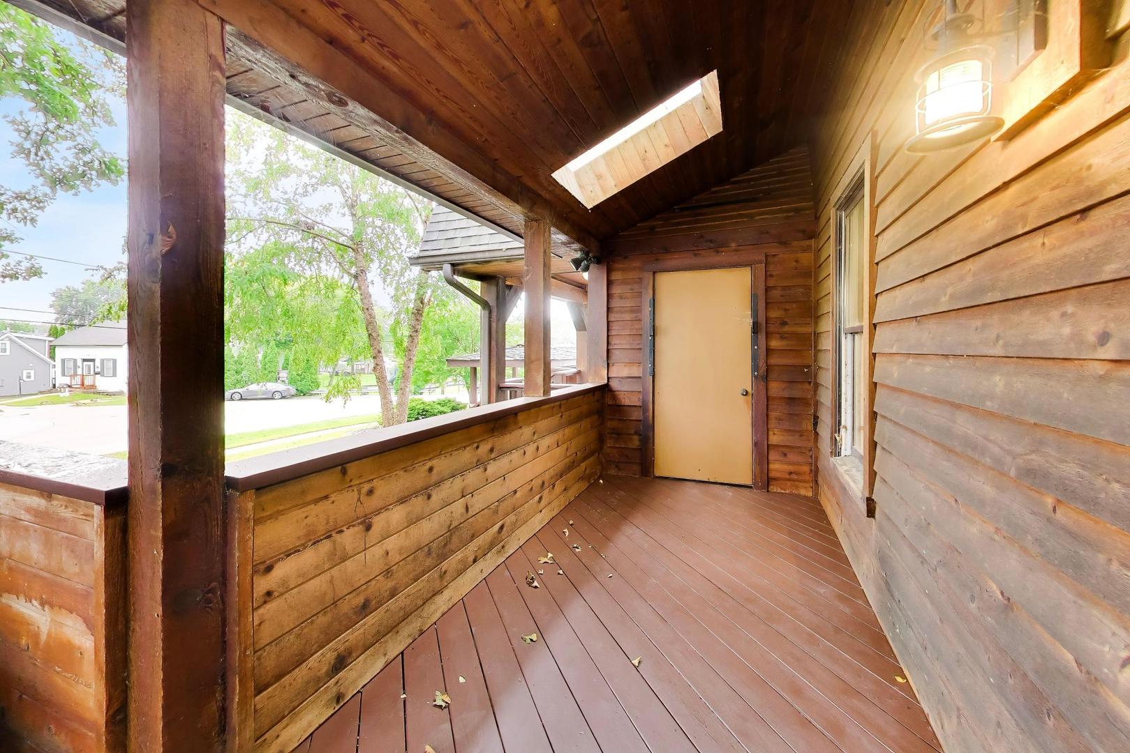 401 N River Road Property Photo 44