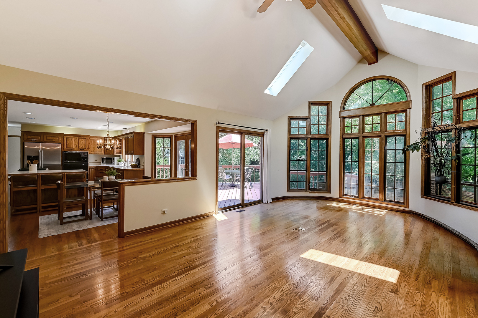8701 Lake Ridge Drive Property Photo 10