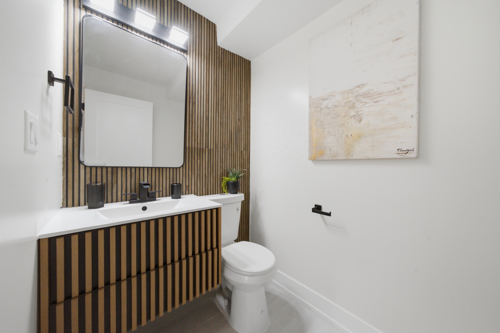 12678810 Property Photo 10