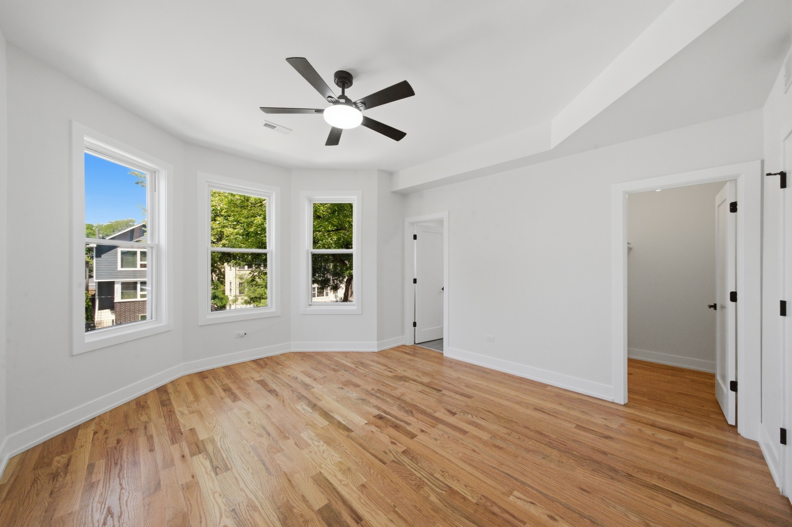 12678810 Property Photo 12