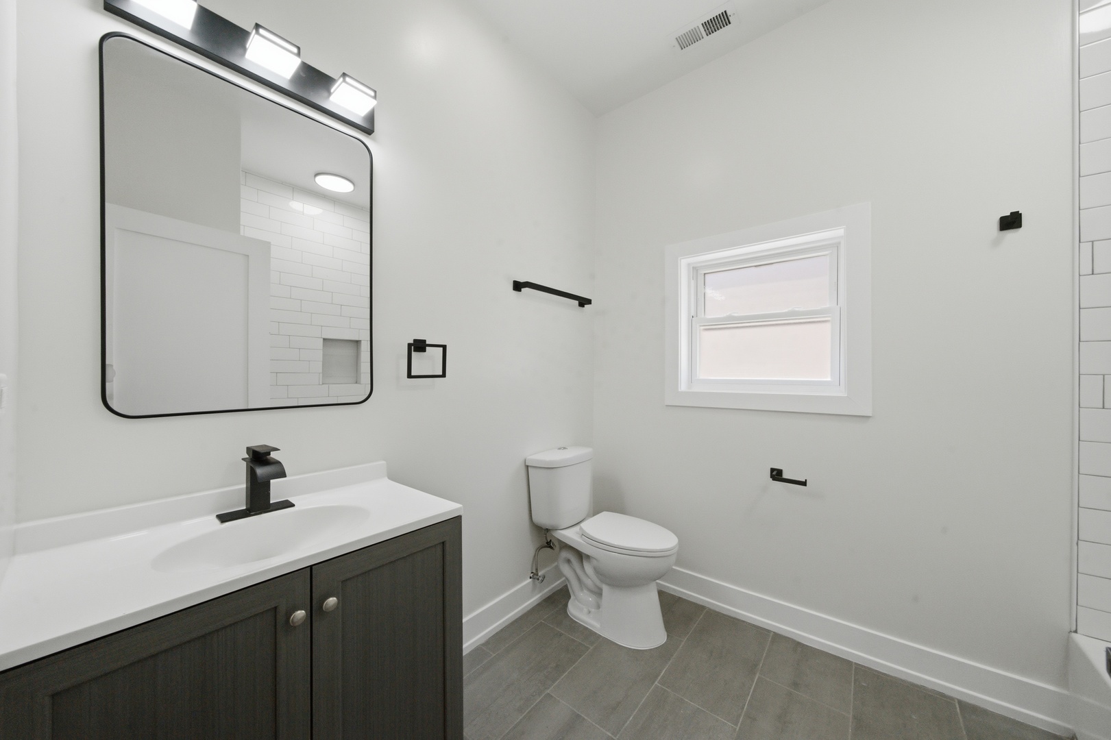 12678810 Property Photo 15