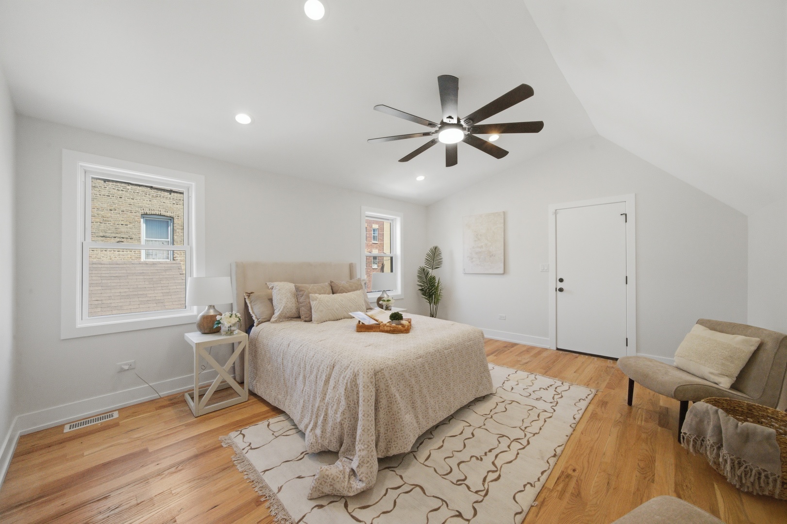 12678810 Property Photo 16