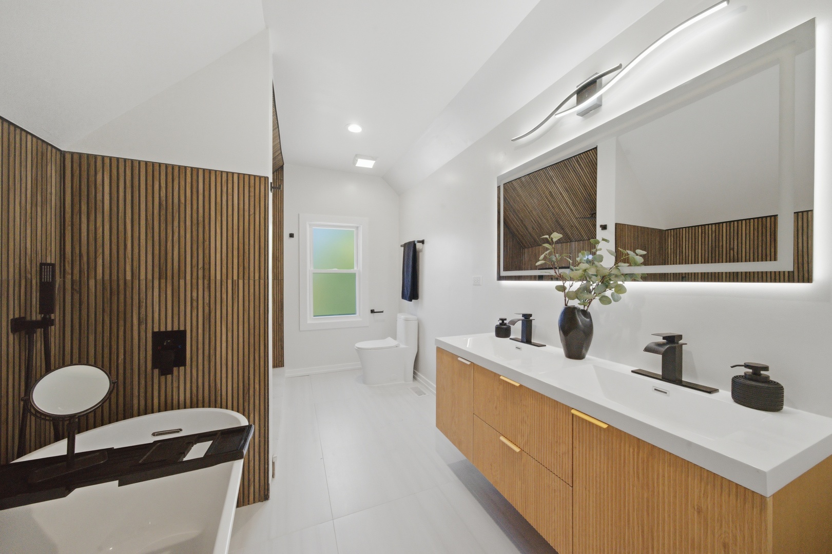 12678810 Property Photo 18