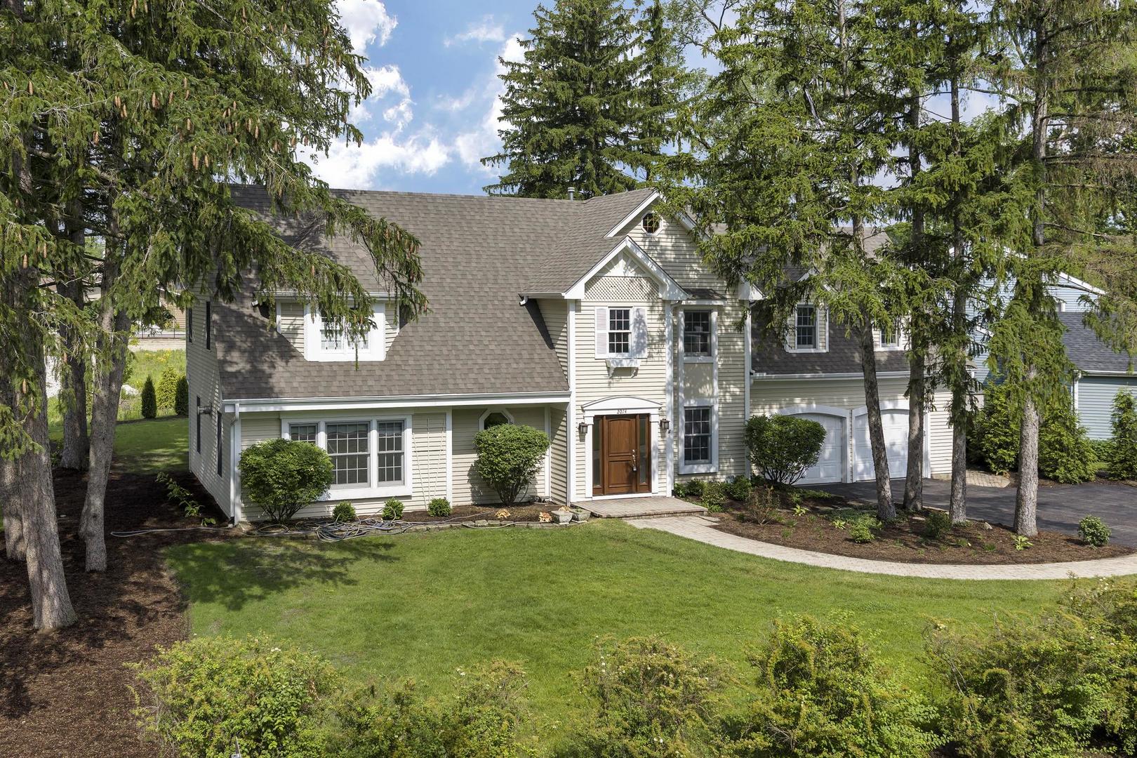 2074 Greenview Road Property Photo 1